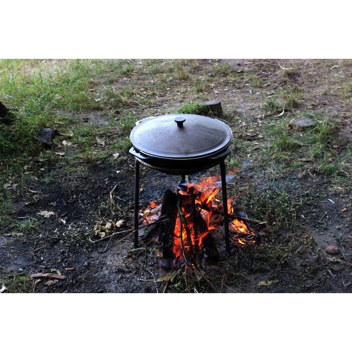 Large 15L Cast Iron Cauldron - Sturdy Pot with Lid, Ideal for Open Fire or Grill, Authentic Cooking Flavors, Gift for Dad