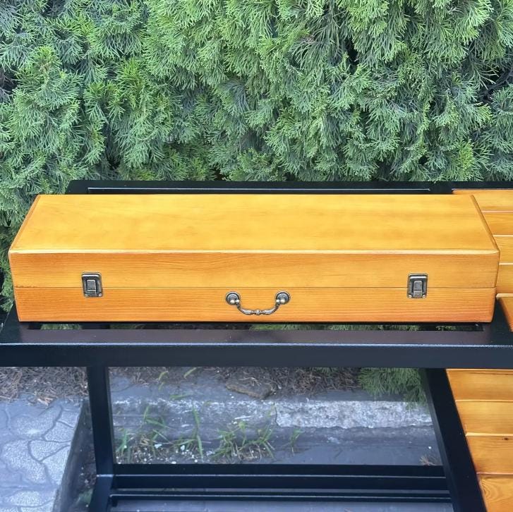 Luxury BBQ Skewers Gift Set - 8 Skewers, Hunting Knife, Flask, Plates & Cutlery in a Premium Wooden Case, Quality Gift for Grill Lovers