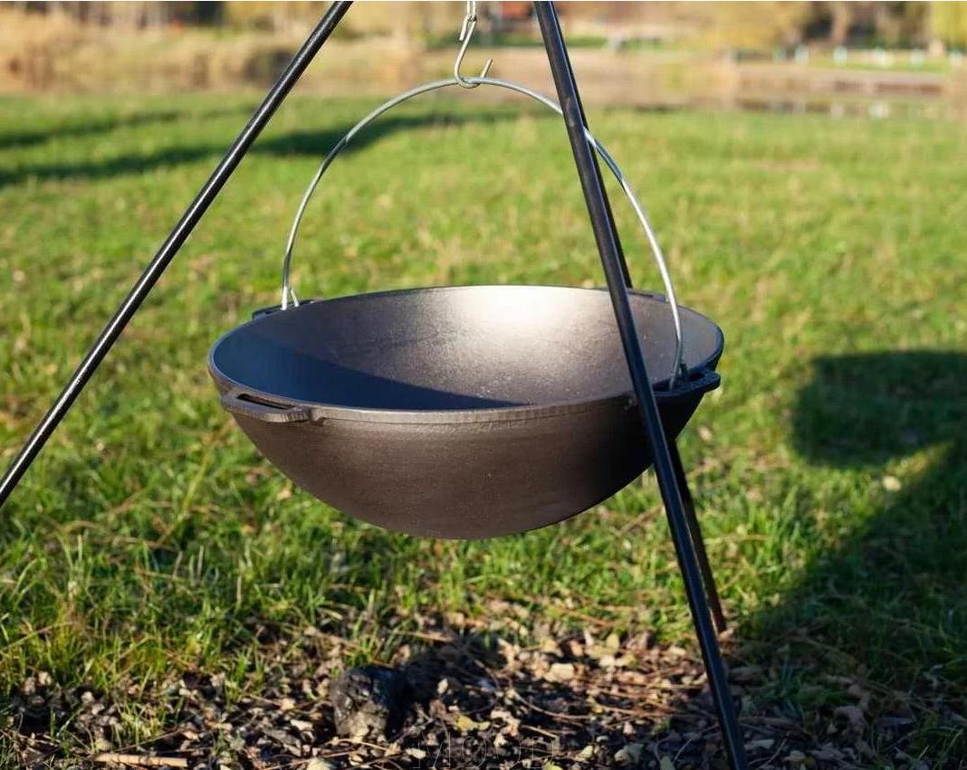 Portable Asian Cooking Pot Cast Iron Backyard Cooking Pot 10L Cauldron with Hanging Handle for Campfire Cooking Camping Gift